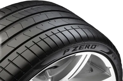 Image de Pirelli P-Zero (Pz4) (Sports Car) (Nc0) 285/45R21 113(Y) Mfs Bsw Xl