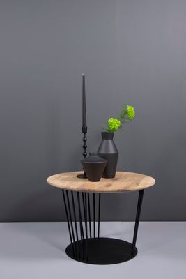 Torna Design Summer 2 - Beistelltisch - 45x37.5x45 cm - Schwarzer Stahl/Eiche