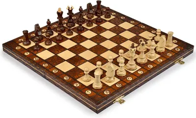 Produktbild von Handgefertigtes Schachspiel aus Holz mit klappbarem Spielbrett, 40,6 cm