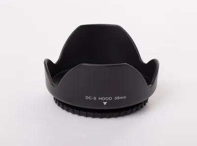 Produktbild von vhbw Gegenlichtblende für 58mm Objektiv, Schwarz, Kunststoff, tulpenförmig, 8,5 cm
