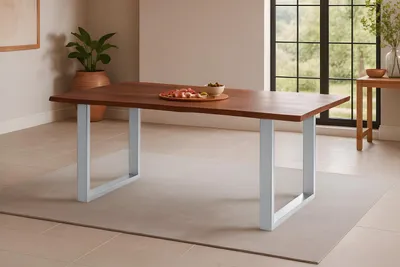 Produktbild von Refurbished Möbelretoure Esstisch Baumkante massiv Akazie kastaniefarben 180 x 90 cm U-Gestell silber ROXANA