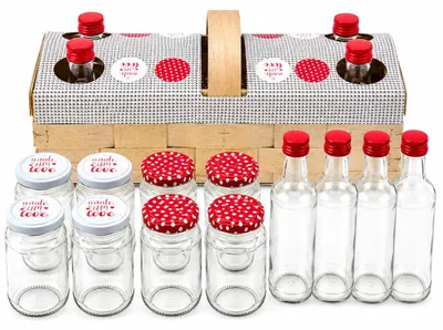 Produktbild von Geschenk-Einmach-Set im Holzkorb – Marmeladengläser und Saftflaschen – 12-teilig