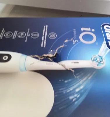Produktbild von Oral-B iO Series 5, Erwachsener, Rotierende-vibrierende Zahnbürste, Tägliche Pflege, Intensiv, Sensibel, Super sensitive, Whitening, Weiß, 2 min, Weiß