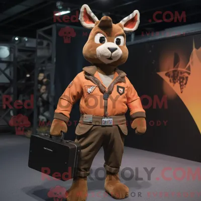 Produktbild von Maskottchen REDBROKOLY eines Rosthirsches mit Bomberjacke und Aktentasche