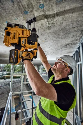 Produktbild von DeWALT DCH335X2, Schwarz, Gelb, 3 cm, 1000 RPM, 3,5 J, 4480 BPM, 1,3 cm