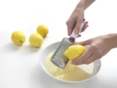 Produktbild von METALTEX 252578 Reibe "gewölbt" grob und fein Inox/PP