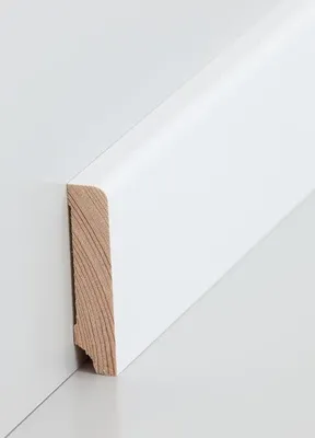 Produktbild von Sockelleiste weiß Kiefer 13 x 60 Lackiert RAL 9016 Fußleiste