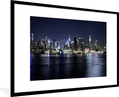 Produktbild von MuchoWow® Gerahmtes Poster New York - Sternenhimmel - Empire State Building 90x60 cm - Poster mit Schwarzem Bilderrahmen Wandposter Rahmen Foto Bilder - Wanddekoration - Fotos