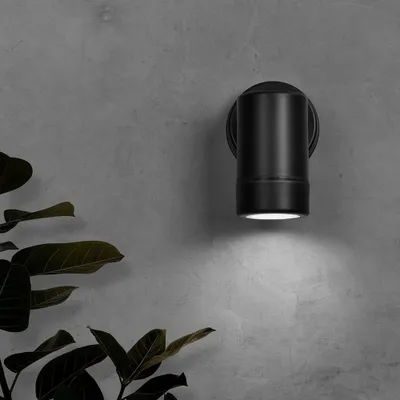 Produktbild von hoftronic LED Wandlampe 4W GU10 6500K Schwarz IP44 Polycarbonat