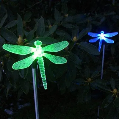 Produktbild von Solar Gartenscheinwerfer 2er Set - Unikale LED Lichter für Farbwechsel - Gartenbeleuchtung.