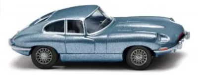 Image de Wiking 080304 Jaguar Type E Coupé bleu opalescent métallisé. Échelle H0 1:87. Ce n'est pas un jouet !!