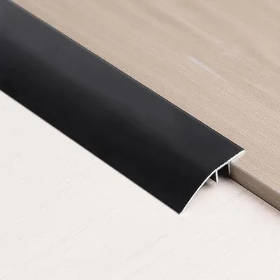 Zdjęcie produktu dla Profil przejściowy aluminiowy 0 9 m do podłóg czarny montaż