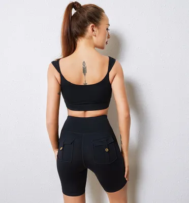 Productafbeelding van Sportset met korte leggings en zakken, zwart, maat M