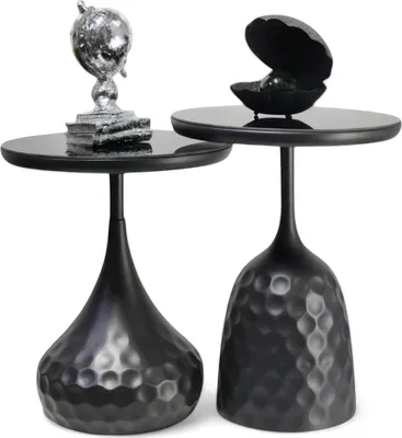 Immagine prodotto di Set di due tavolini in nero dalla forma elegante e strutturata