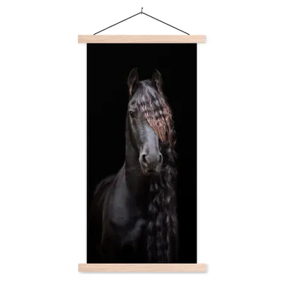 Produktbild von MuchoWow® Textilposter Pferde - Friesisch - Mähne - Schwarz - Tiere 60x120 cm mit holzfarbenen Rahmen - Holz