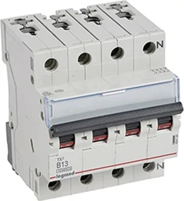 Immagine prodotto di Interruttore LS Legrand, 10 kA, B, 13 A/3 poli + N, 4 TE, 1 pz.