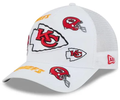 Produktbild von New Era 9Forty Trucker Cap PATCHES Kansas City Chiefs weiß