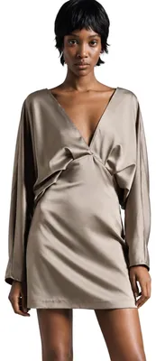 Image de Robe Zara, modèle mini, élégante, gris, avec doublure