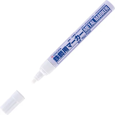 Zdjęcie produktu dla Marker metalowy SAKURA PKKS50, cienki, 2 mm, biały