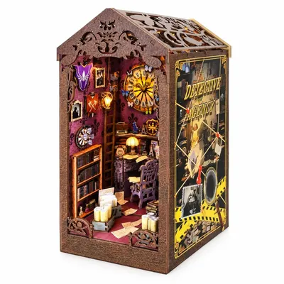 Imagen del producto de Agencia de detectives "THAR Book Nook" – Kit de manualidades para crear una miniatura para estanterías
