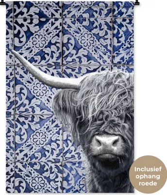 Produktbild von MuchoWow® Wandteppich Wandbehang Delfter Blau - Schottisches Hochlandrind - Schwarz - Weiß 90x135 cm Tapisserie Dekoration Wandtuch - Baumwolle - Wandskulptur