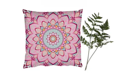 Produktbild von MuchoWow® Zierkissen Sofakissen Wohnzimmer Dekokissen 50x50 cm Mandala - Abstrakt - Hippie - Design - Komfort - Sofakissen