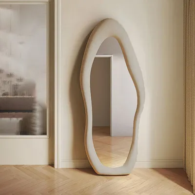 Image de Miroir intégral avec cadre rembourré - Miroir moderne sur pied pour la chambre à coucher, le salon & l'entrée - Miroir sur pied 160 x 60 cm en marron clair