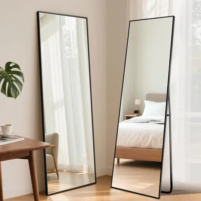 Productafbeelding van Spiegel voor het hele lichaam, 140 x 40 cm - Zwart, gebogen, geschikt voor vrijstaand gebruik of wandmontage