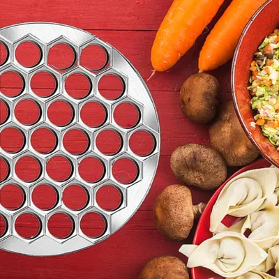 Produktbild von Pelmeni-Form - 37 Löcher - langlebig - Aluminium - antihaft