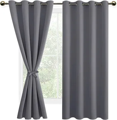Obrázek produktu pro Sada dvou zatemňovacích závěsů s poutky, rozměry 140 x 175 cm