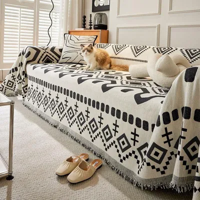 Obrázok produktu pre Plyšová deka na pohovku s frnčekmi, vhodná pre pohovky s 1, 2, 3 alebo 4 sedadlami, rozmer 180 x 180 cm