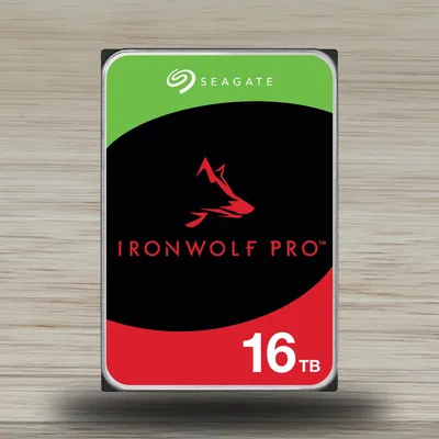 Produktbild von IronWolf Pro ST16000NT001 Interne Festplatte 3,5" 16 TB