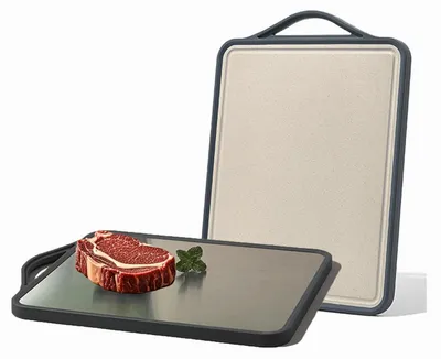 Immagine prodotto di Omgoods - Tagliere in titanio a doppio lato - Antibatterico e flessibile