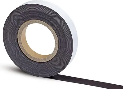 Produktbild von MAUL Magnetband PET 1 Stück 40 g/cm ² magnetisch selbstklebend beschriftbar 10 m x 1.5 cm x 1 mm braun