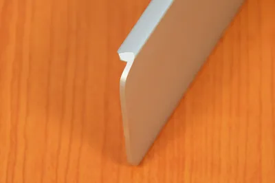 Produktbild von 1 Stück IHC Endleiste Winkelleiste Seiteleiste Arbeitsplatte Küche rechts 38mm