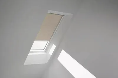 Produktbild von VELUX Wabenplissee uni beige mit Alu- Rahmen solarFSCSK08 1155K