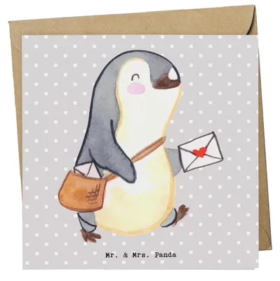 Produktbild von Mr. & Mrs. Panda Grußkarte Postbote Herz - Grau Pastell - Geschenk, Postler, Briefträger, Botschaft, Liebe, faltkarte, doppelkarte, Klappkarte, Nachricht, anlasskarte
