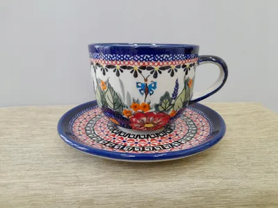 Produktbild von Bolesławiec Keramiktasse 1379 mit Untertasse Dek 149
