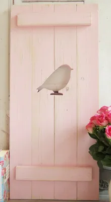 Produktbild von Landhaus Fensterladen Vogel in rosa, Shabby antique chic Handgefertigt