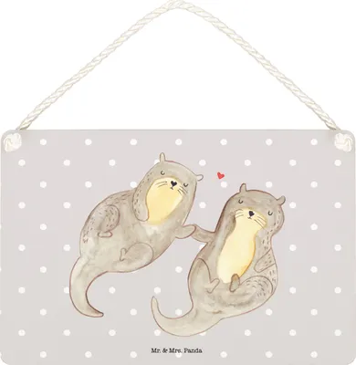 Produktbild von Mr. & Mrs. Panda Schild Otter Hände halten DIN A5 - Grau Pastell - Geschenk, Wandbild Holz, glücklich, Dekobrett, Liebe, Paar, Seeotter, Romantisch, holzbild, wandtafel