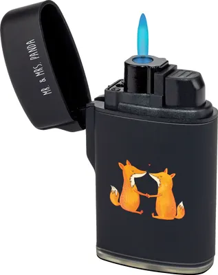 Produktbild von Mr. & Mrs. Panda zigarettenanzünder Füchse Liebe - Schwarz - Geschenk, Zünder, Gasfeuerzeug, Feuerzeuge, sturmfeuerzeug, Partner, Ehe, Feuerzeug, Fuchs, Ehemann