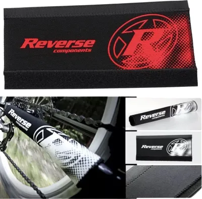 Produktbild von Reverse Fahrrad Neopren Kettenstrebenschutz Schwarz/Rot