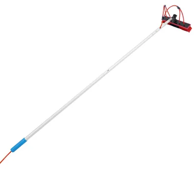 Image de Brosse de nettoyage pour panneaux solaires - Brosse télescopique de 5 mètres - Tête de brosse souple pivotante à 180° - Tuyau d'eau de 20 mètres - Tige en aluminium pour panneaux solaires et fenêtres - Rouge