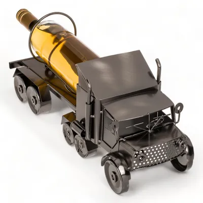 Productafbeelding van Metalen Flessenhouder in Vrachtwagenontwerp - 43 x 19 cm - Robuuste Decoratie