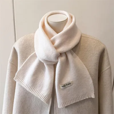 Produktbild von INF Herbst Winter Warmer Schal - Einfarbig Polyester Strick Schal, 2er Set Weiß