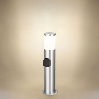Produktbild von Außenstandleuchte Edelstahl-Optik mit E27 Fassung und Steckdose 60cm 296A-600SN-SD
