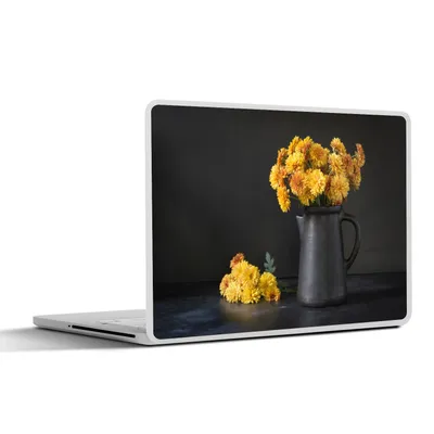 Produktbild von MuchoWow® Laptop Aufkleber Sticker Cover Stilleben - Chrysanthemen - Gelb 32.5x23.5 cm - Sticker für Laptop - Selbstklebend