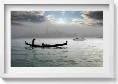 Produktbild von Venezianische Gondeln– Wandbild mit Rahmen – Gerahmtes Bild  – Wanddekoration – 60x40 cm –  Schwarz Rahmen