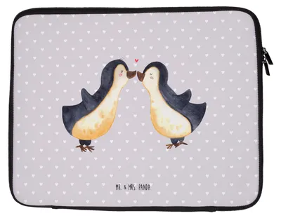 Produktbild von Mr. & Mrs. Panda Laptophülle Pinguin Liebe 27 x 36 cm - Grau Pastell - Geschenk, Vertraut, Laptoptasche, Laptop Tasche, Hülle, Verlobter, Sleeve, Hochzeitstag, Freundin