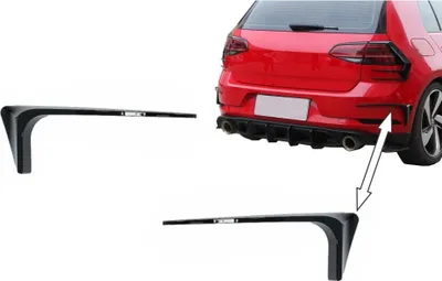 Productafbeelding van Hecksplitter-mistlampbehuizingen voor VW Golf 7.5, modeljaren 2017-2019, in glanzend zwart.
